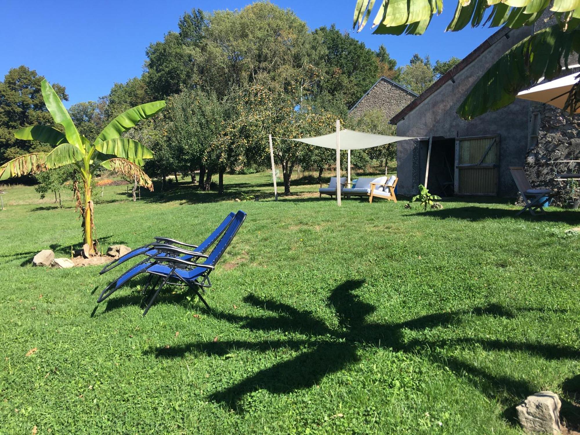 Bed and Breakfast La Mirabelle Saint-Pierre-de-Fursac Esterno foto